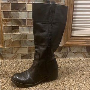 Lucky Brand Pull On Leather Riding Boots